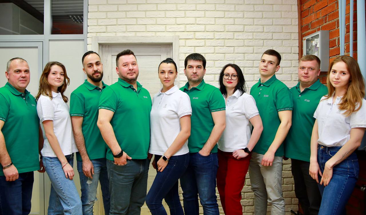 Кратко о нашей команде